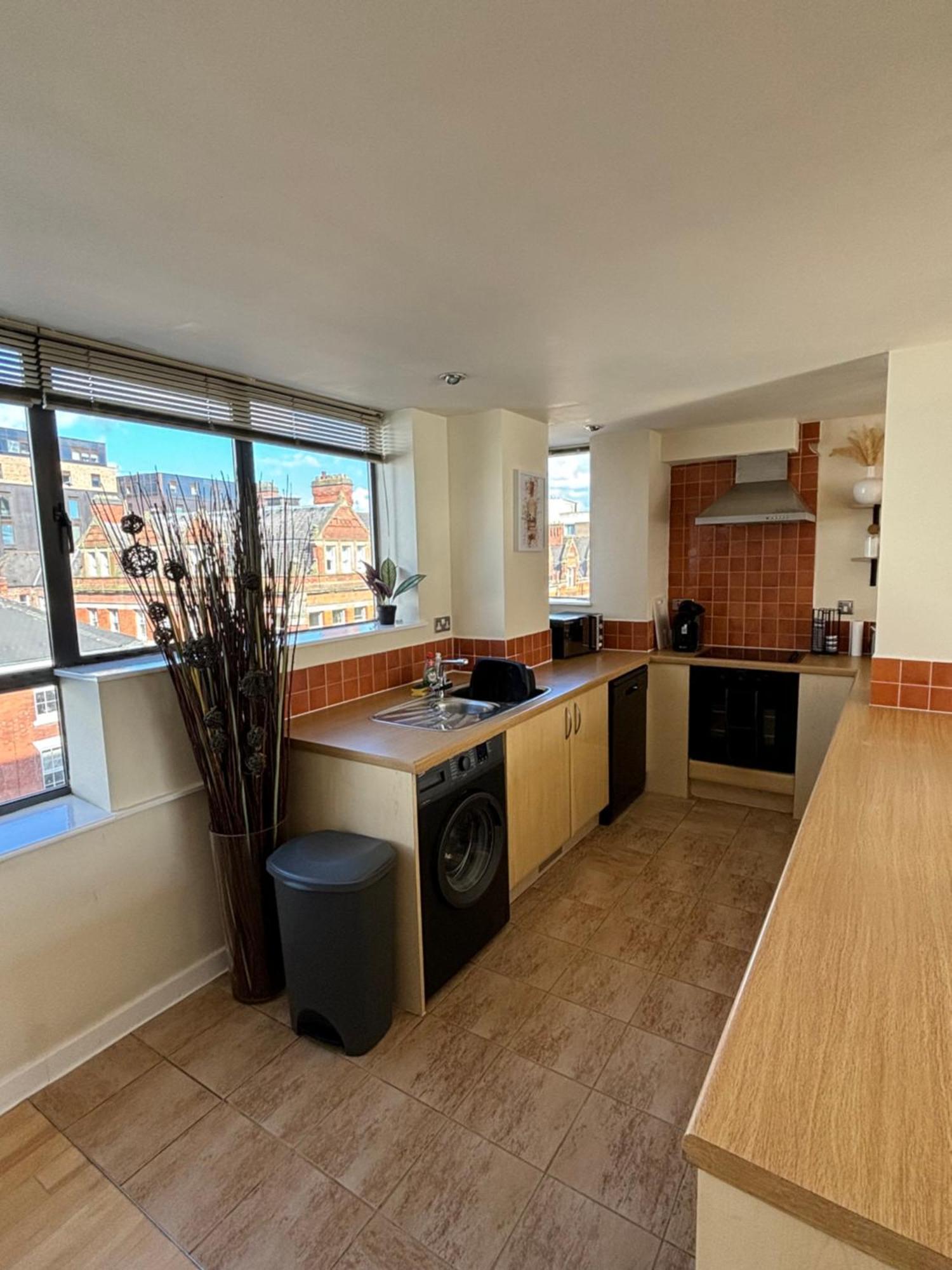 Modern 2 Bdr Flat In Nottingham City Centre With Free Parking Exterior foto
